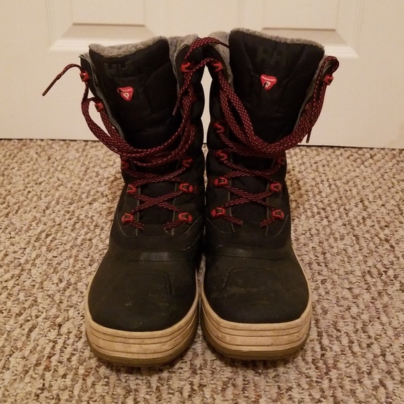 helly hansen tundra boots